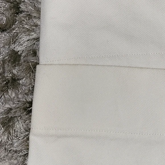 Womans Burberry Pants - Picture 5 of 6